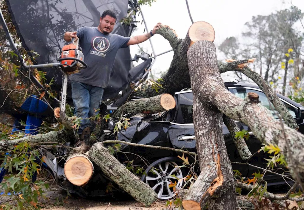 Tornadoes Strike Houston Area, Leaving One Dead and Four Injured