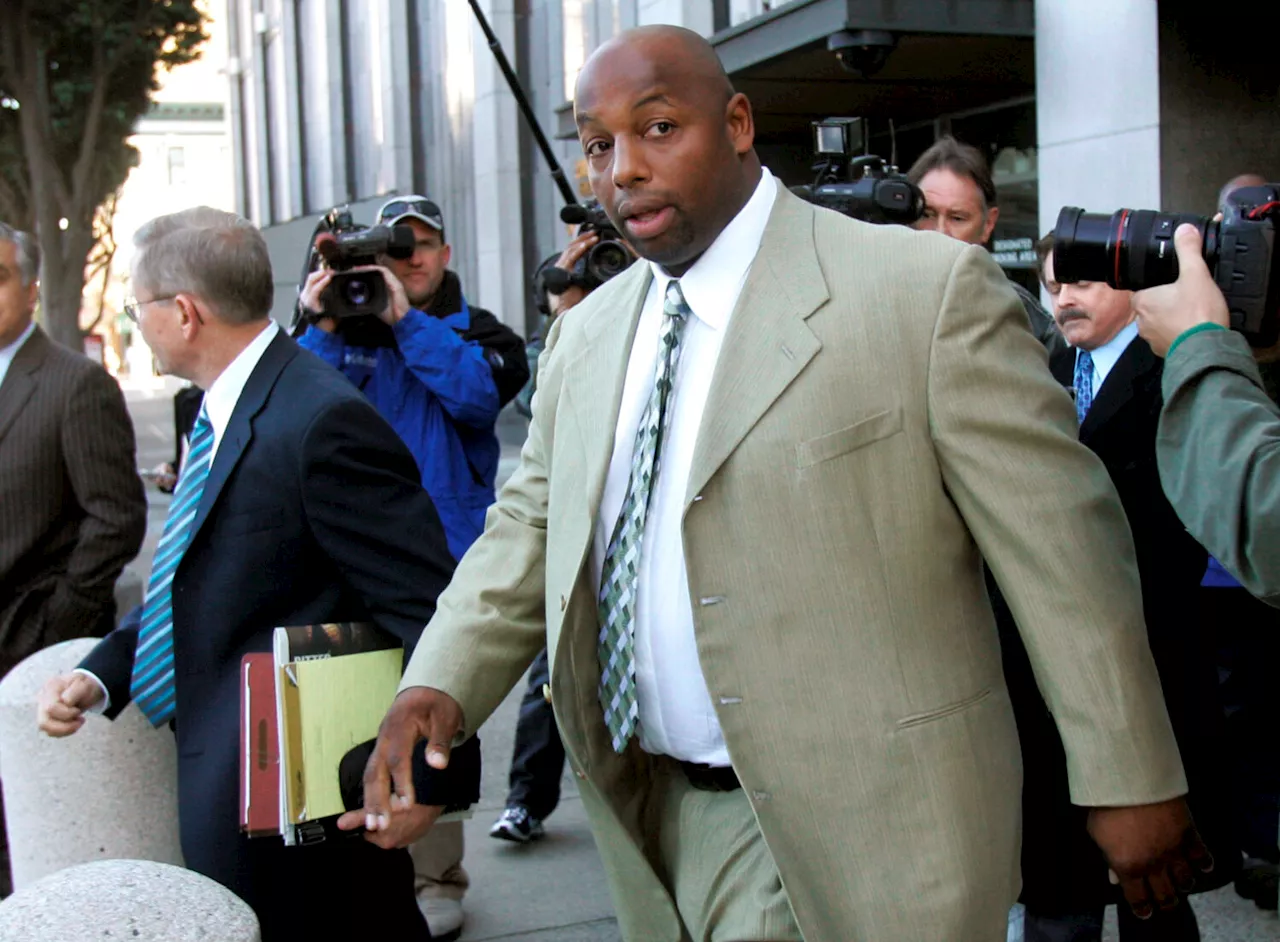 Appeals court overturns ex-49er Dana Stubblefield’s rape conviction