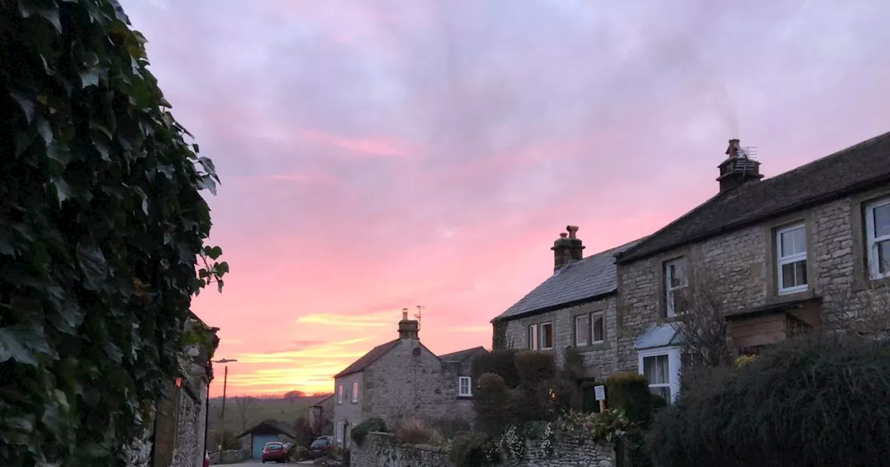 Derbyshire Village Defies 'Ghost Town' Label