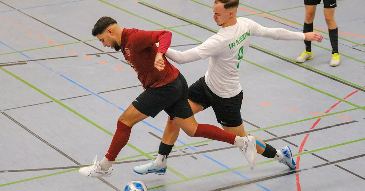 Sensations-Niederlage und Spannung am ersten Tag der Bielefelder Hallen-Fußball Stadtmeisterschaft