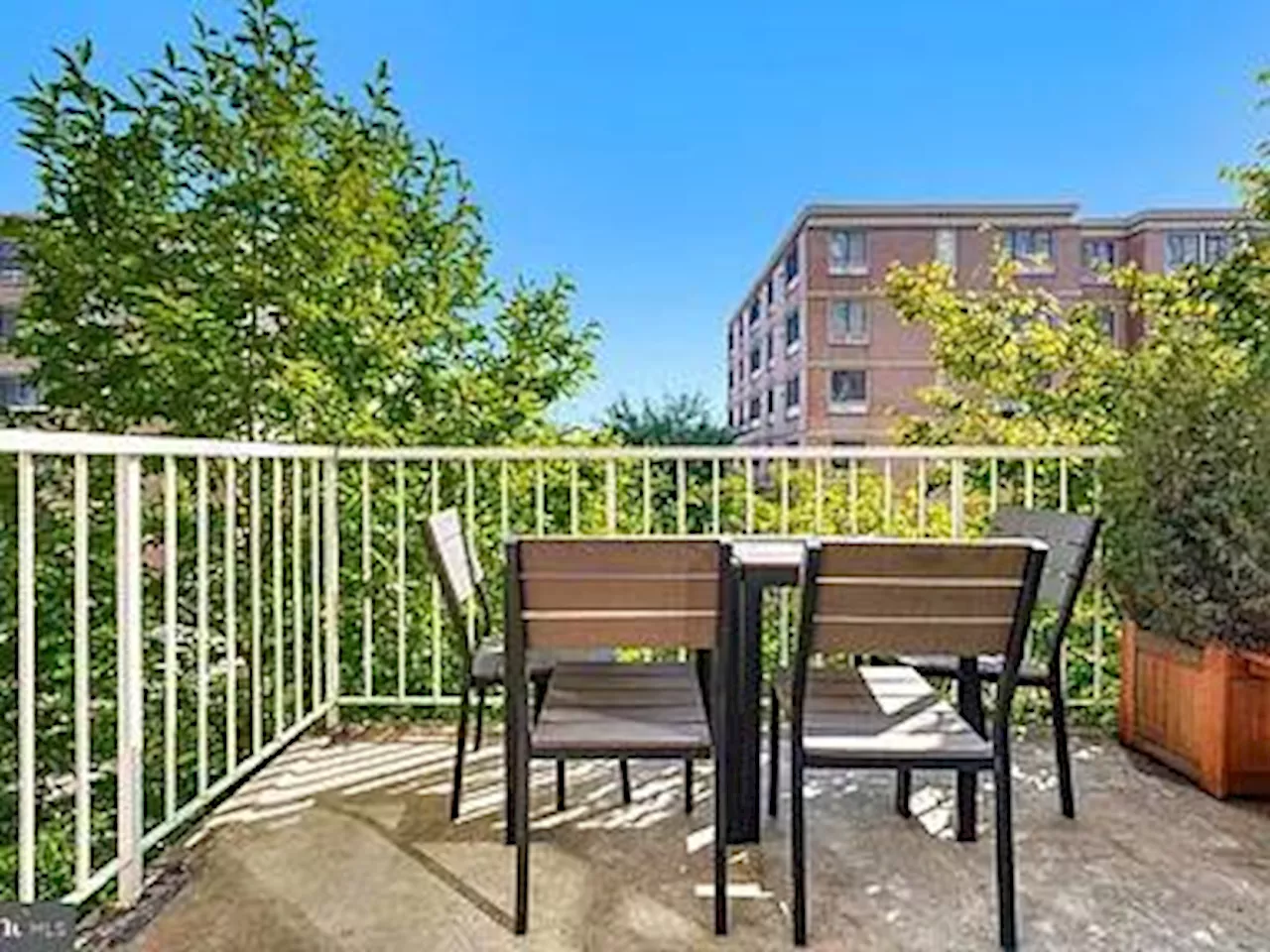 Live Your Best Life at SW Waterfront Condo!