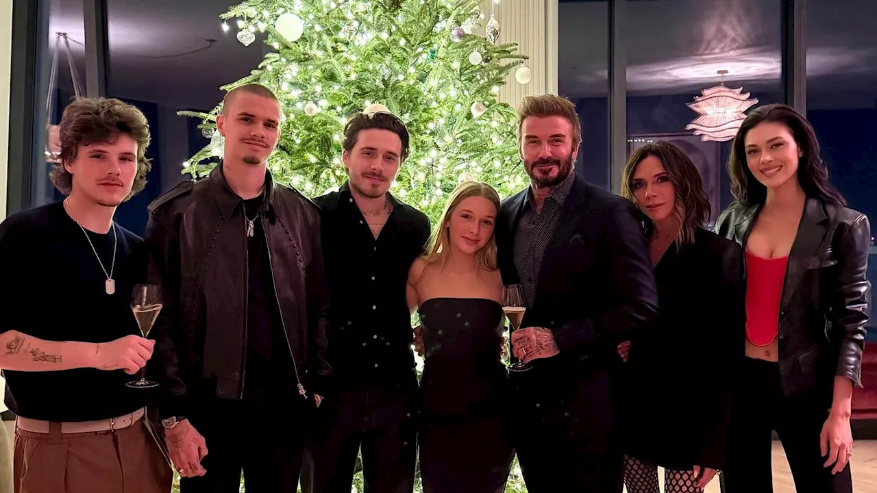 Harper Seven Beckhams Weihnachtsfest-Outfit begeistert Fans