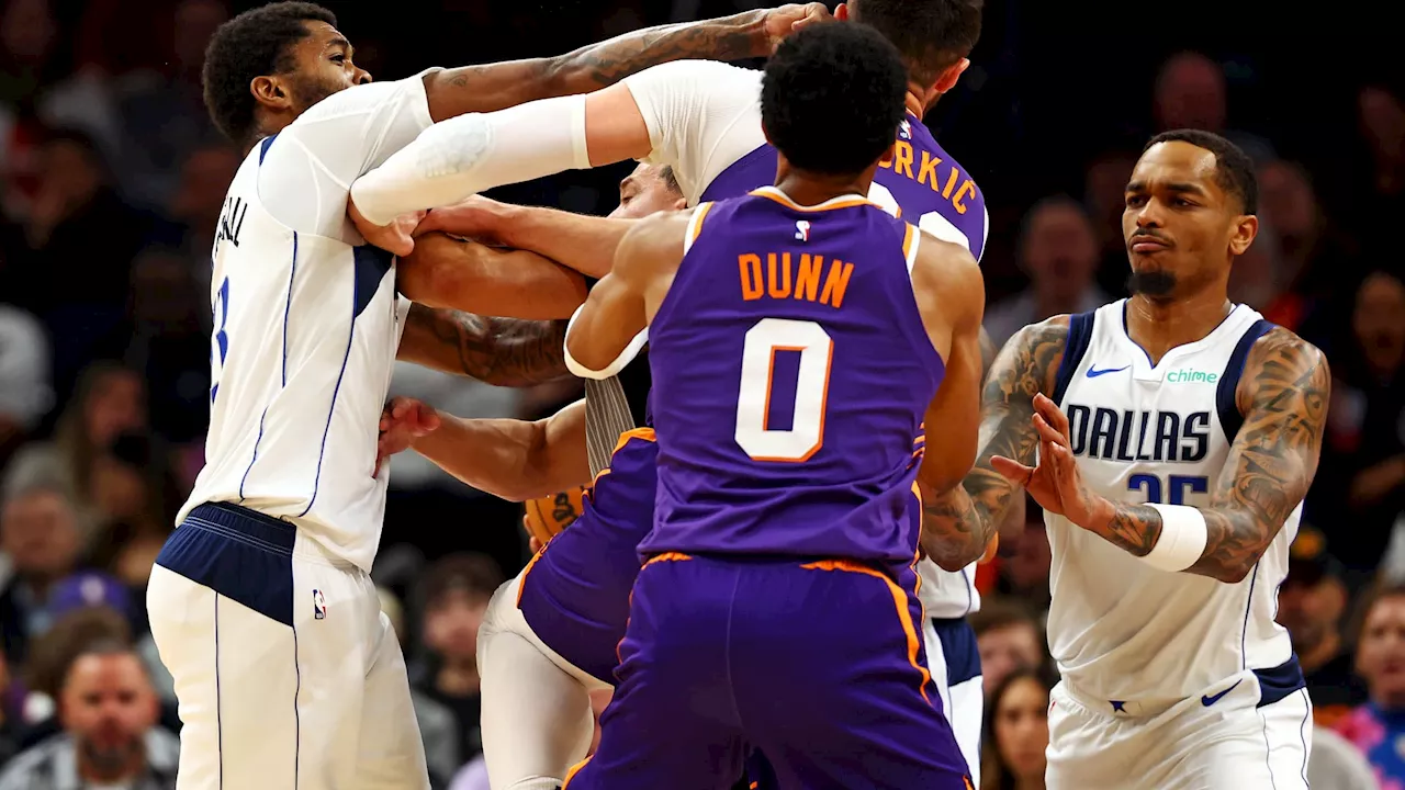 Bagarre Explosif entre Suns et Mavericks