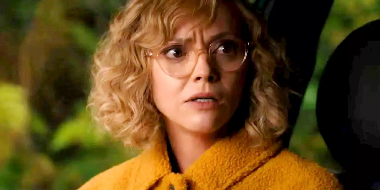 Is Mari 'Pit Girl' in Yellowjackets? Theory Explains Misty's Disturbing Smile