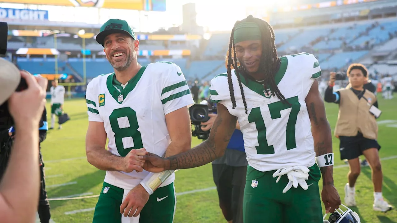 Davante Adams Wants to Make One More Bit of History With Aaron Rodgers