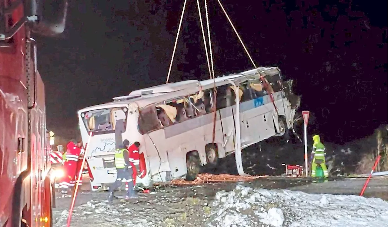 Bus Plunges into Norwegian Lake, Killing Three