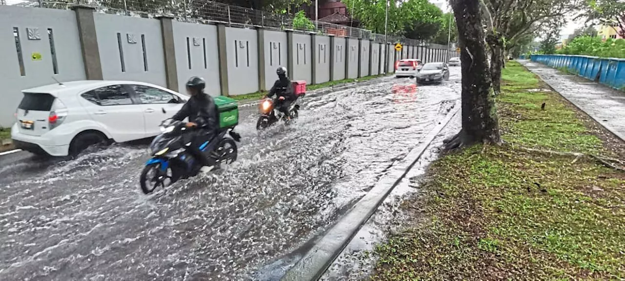 Kepong Residents Face Flooding and Paid Parking Concerns