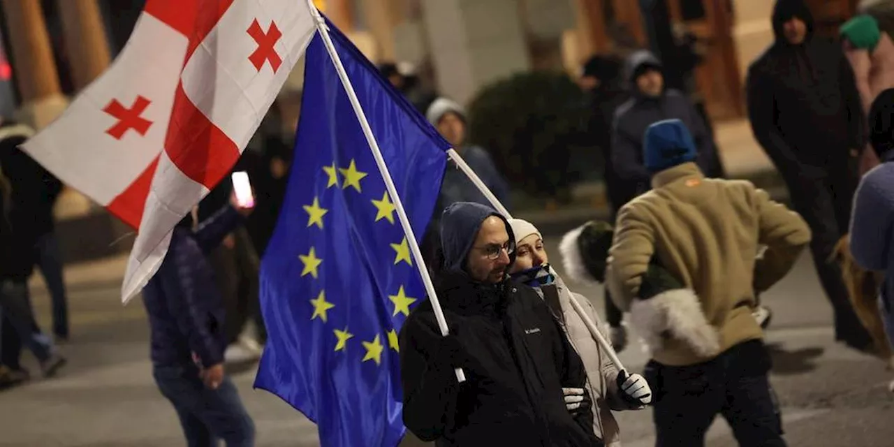 Géorgie : Manifestations contre le président contesté avant son investiture