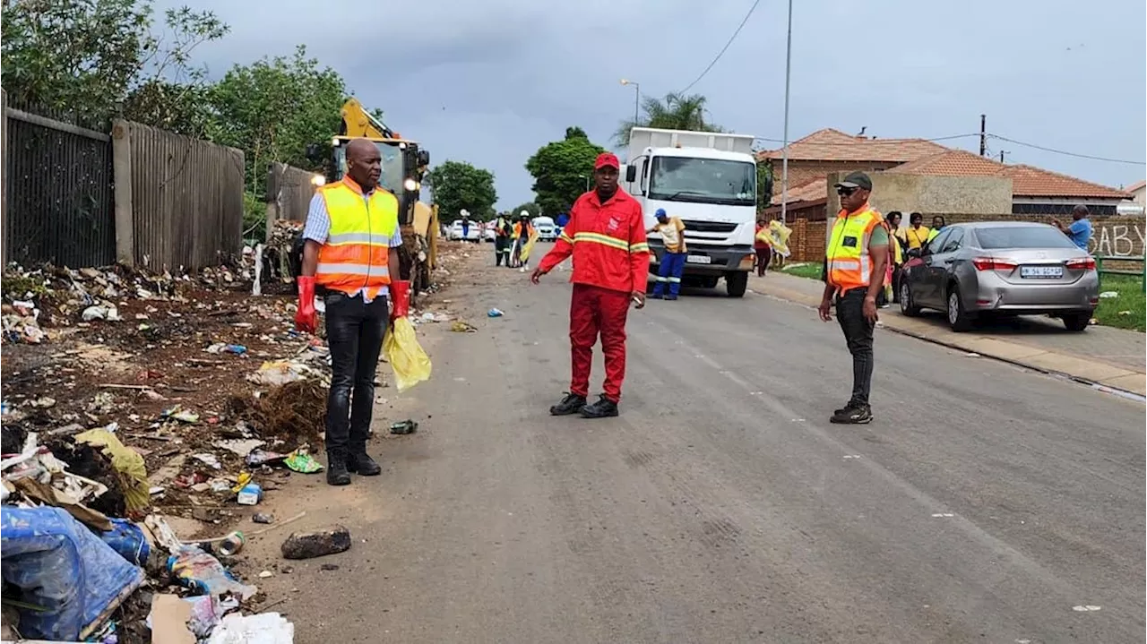 Tshwane leaders tackle illegal dumping in township clean-up effort