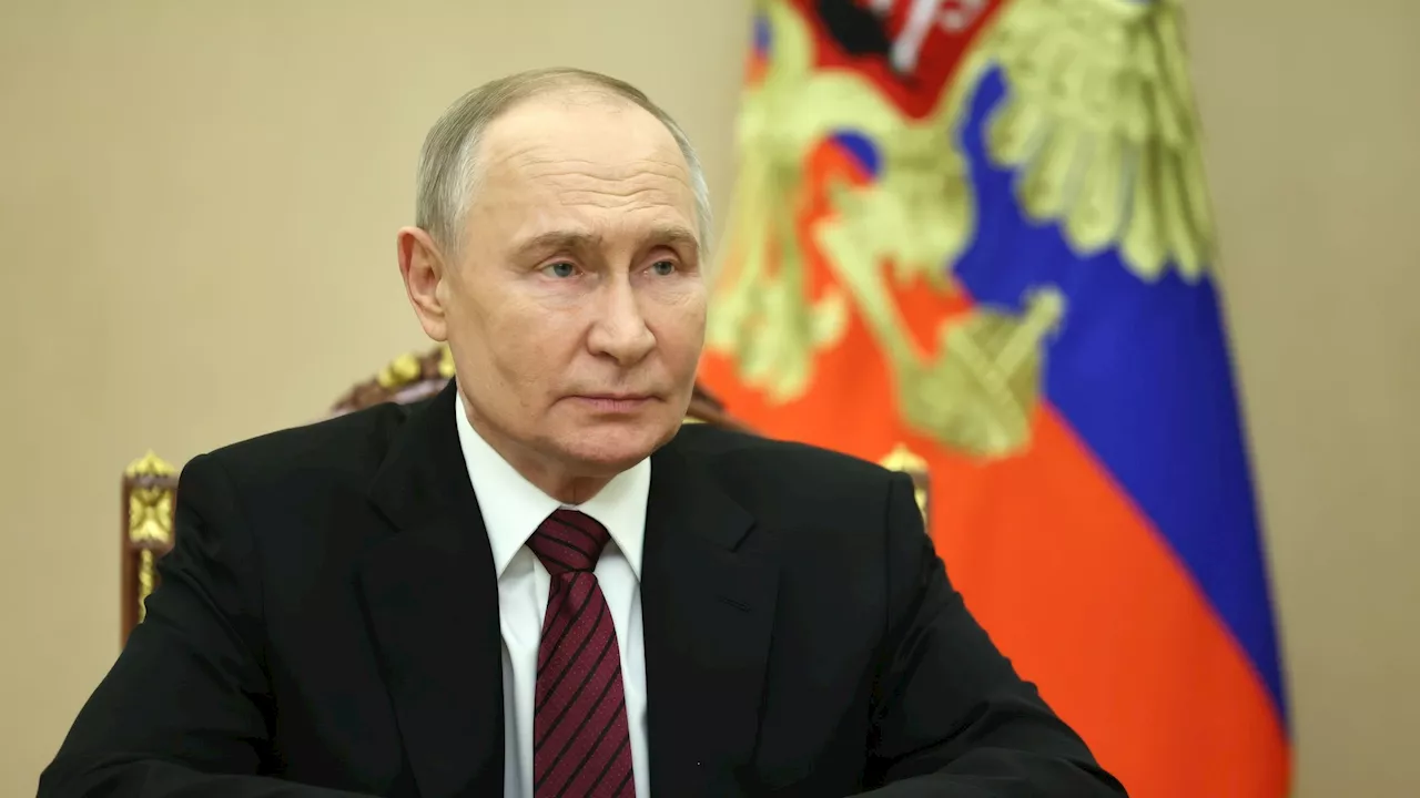 Putin makes mealy-mouthed apology after passenger plane was shot down by Russian missile killing 38...