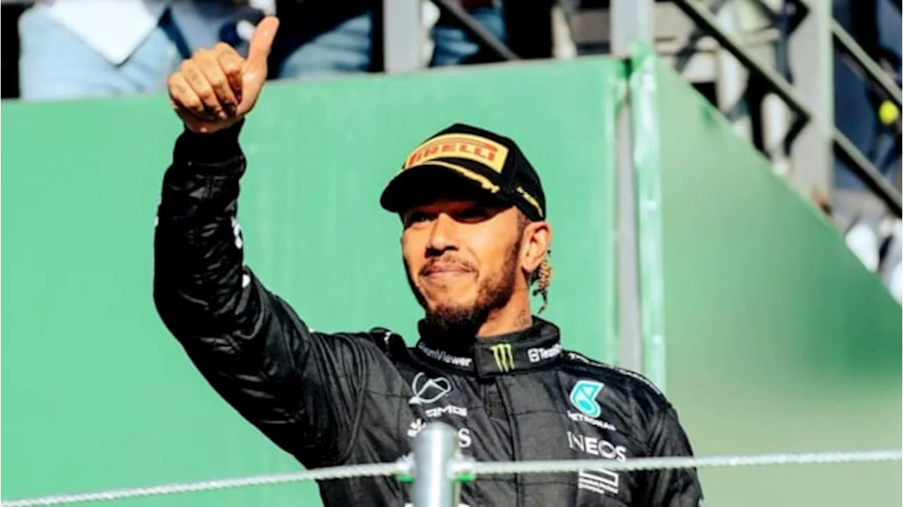 Lewis Hamilton Putus Hubungan dengan Sponsor Demi Gabung Ferrari F1