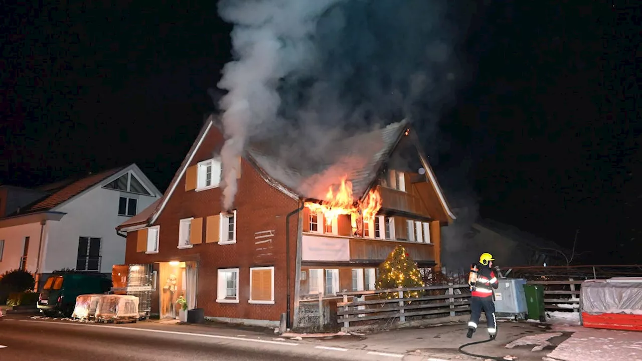 Brand in Mehrfamilienhaus in Degersheim