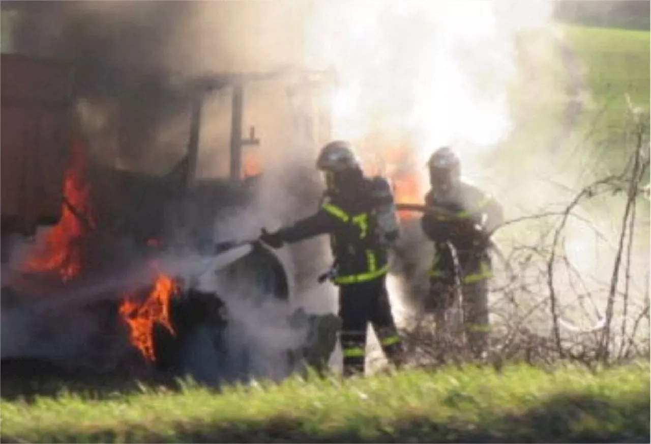 Incendie d'un Engin Agricole à Saint-Bômer-les-Forges