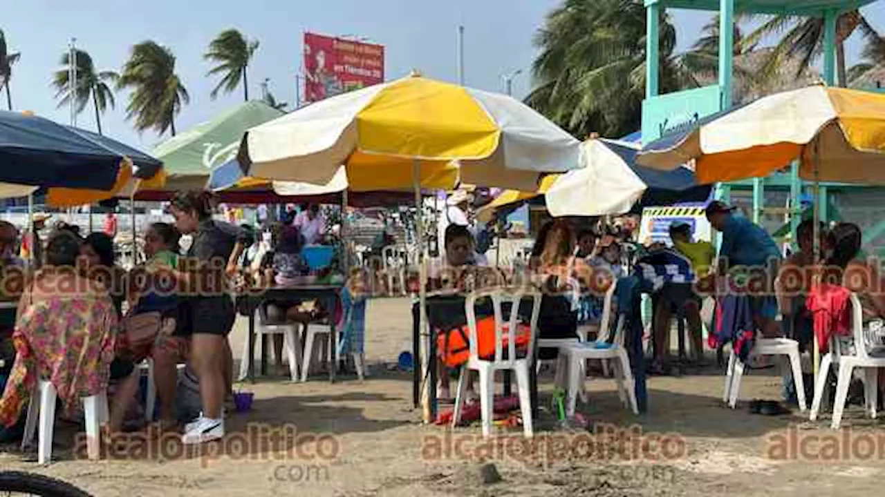 Playas de Veracruz Reciben a Turistas para el Fin de Año