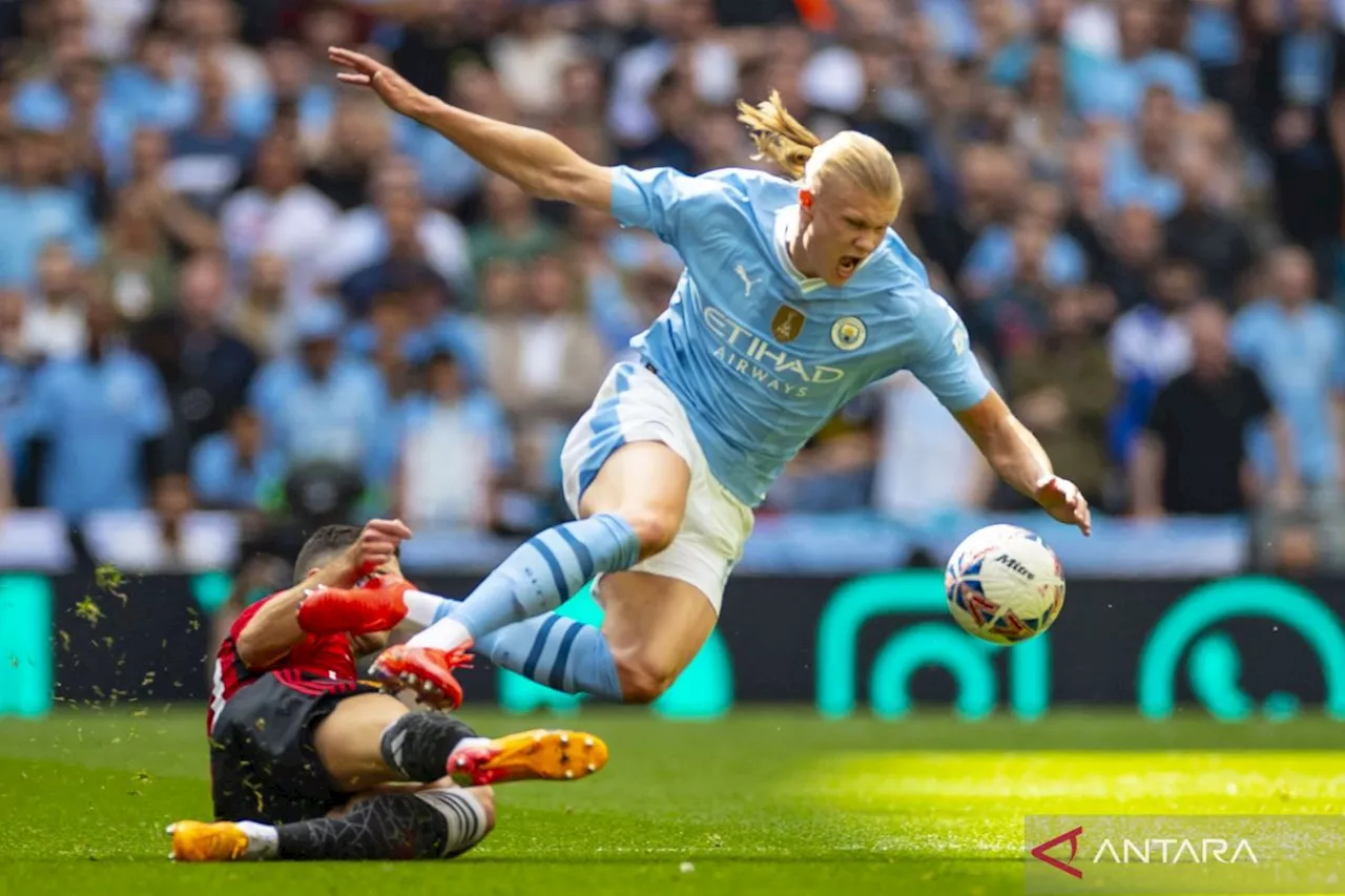 Manchester City Akhiri Paceklik, Tundukkan Leicester City 2-0