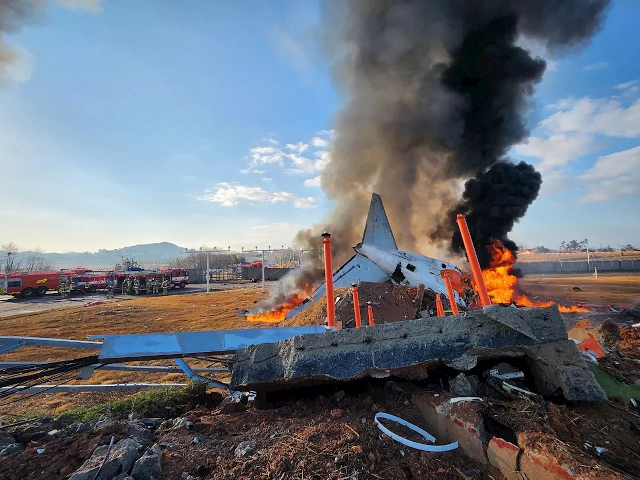 Flugzeug stürzt im Südwesten Südkoreas ab - Fahrwerk-Ausfall vermutet