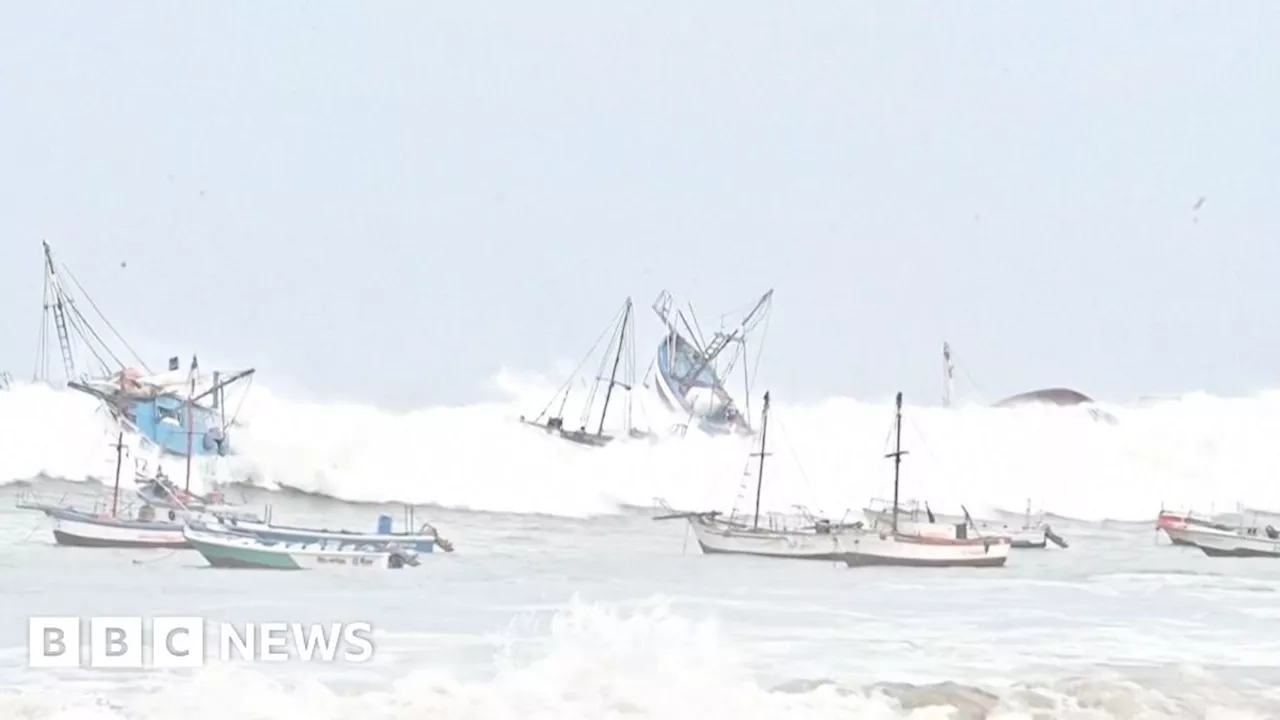 Peru Closes Beaches Due to High Waves