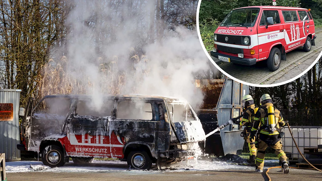 VW-Bulli vor Griechenland-Einsatz Feuer