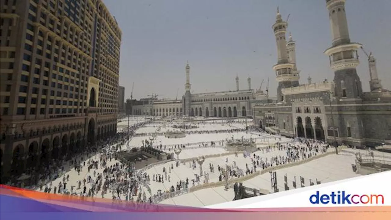 Masjidil Haram Sediakan Layanan Penyimpanan Loker Gratis untuk Jemaah Umrah