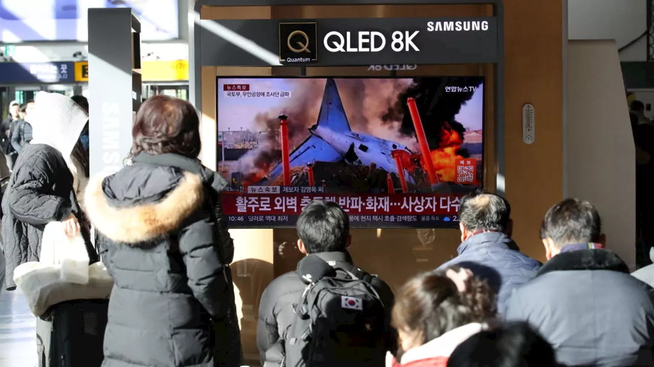 South Korean Plane Crash Kills 62