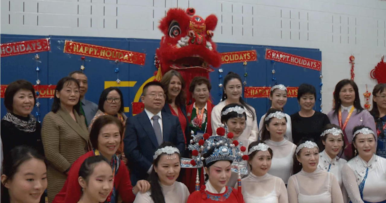 Premier Smith Avoids Direct Questions at Calgary Chinese Community Event