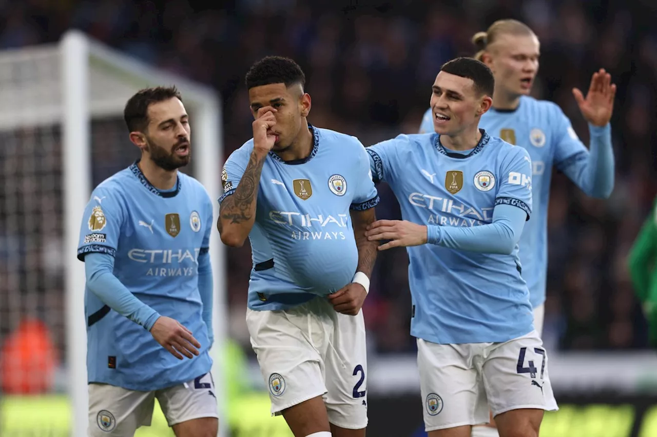 Savinho brilha e Manchester City vence Leicester em partida importante