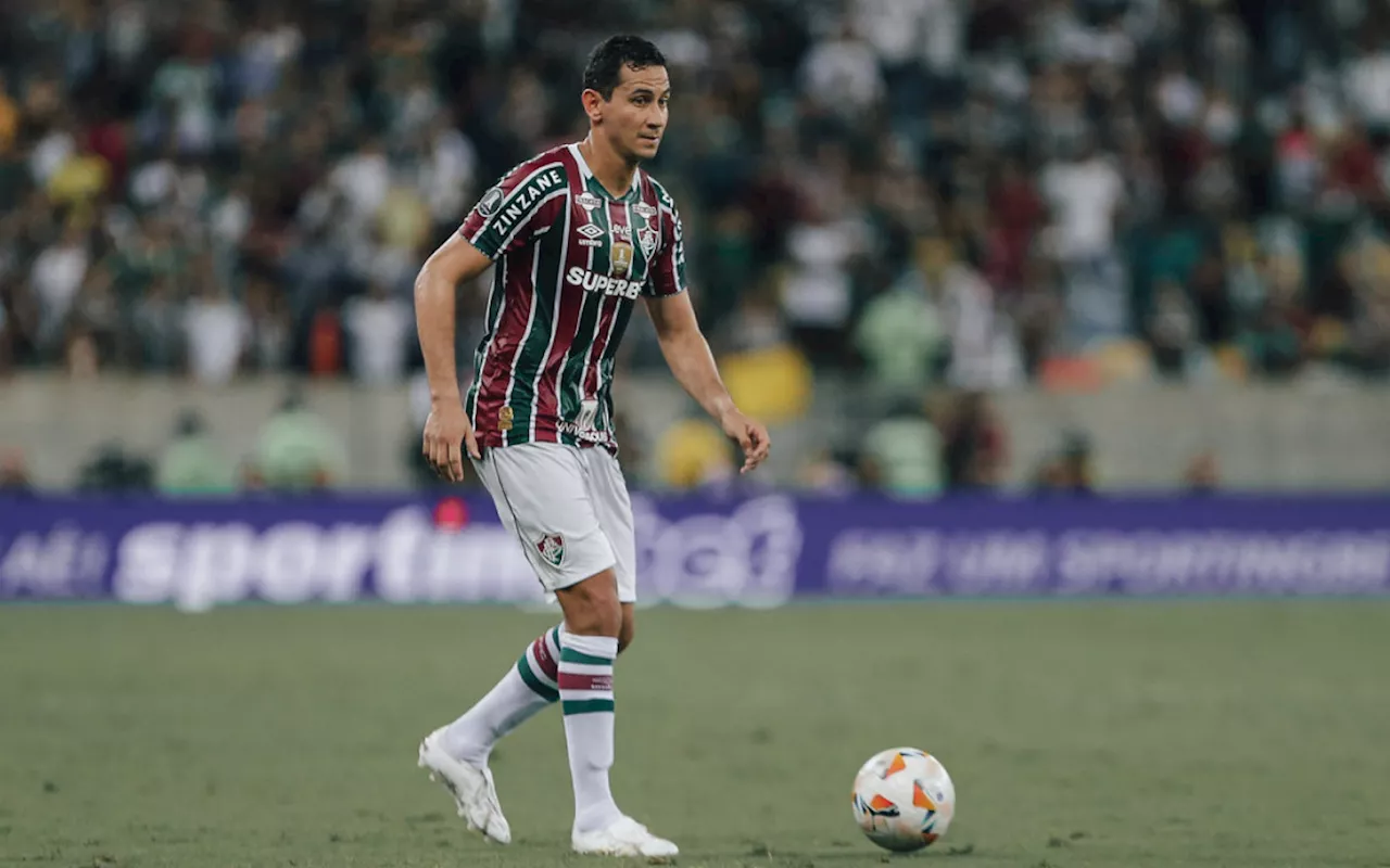 Fluminense Renova Quatro Jogadores e Negocia Com Outros