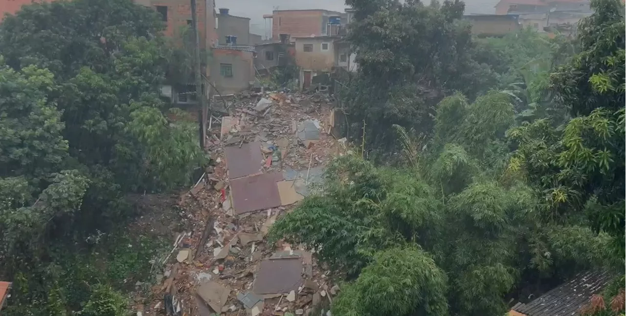 Três idosas morrem após desabamento de casa em BH; Defesa Civil analisa se chuva causou queda