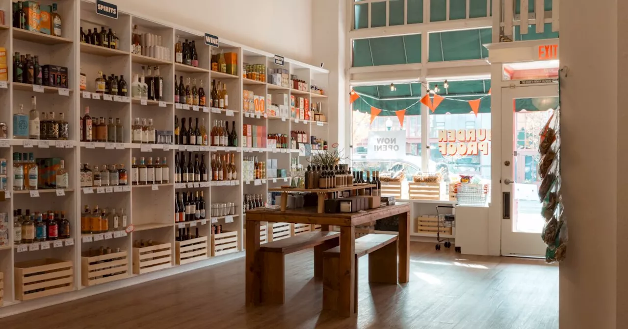 Non-Alcoholic Bottle Shop Aims to Create Community for Sober Curious