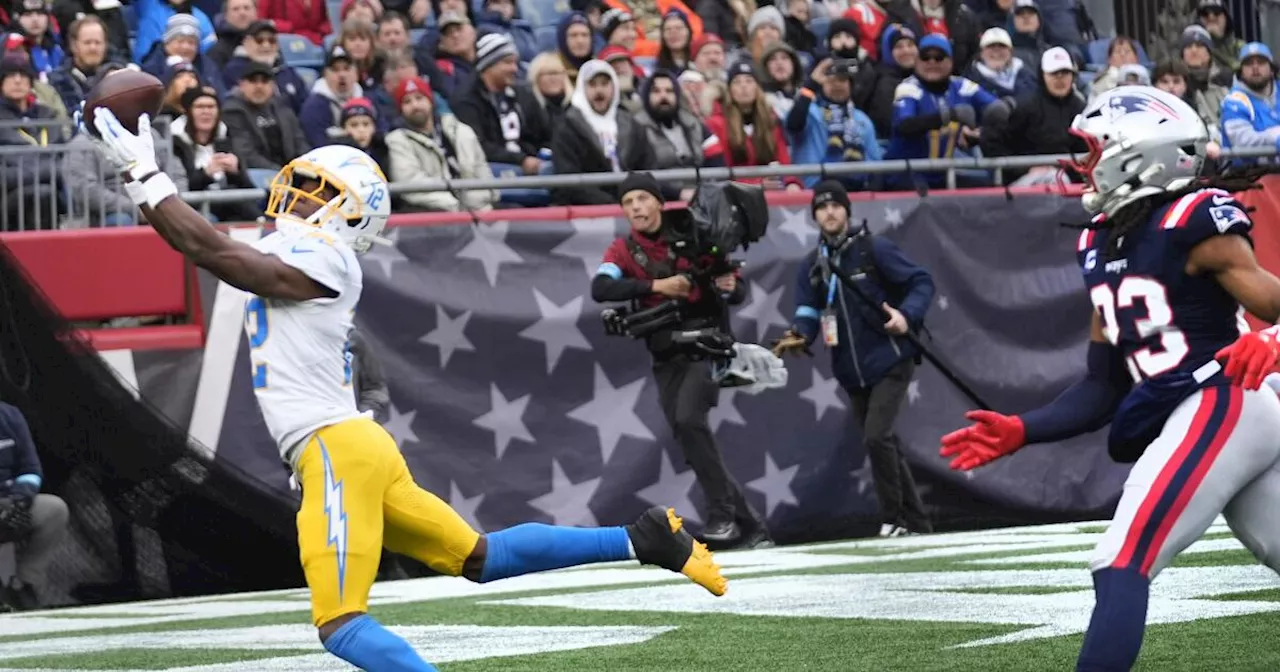 Chargers Clinch Playoff Berth with Dominating Win over Patriots