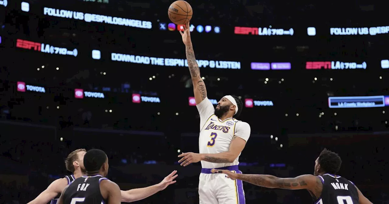 Anthony Davis and Austin Reaves power LeBron-less Lakers past Kings