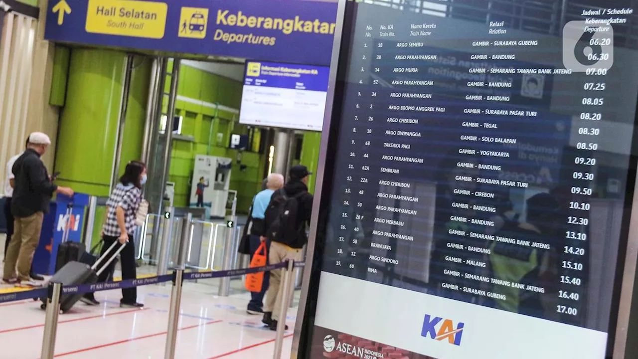 Beli Tiket Kereta Api 2025 Tak Kena PPN 12%, Tetap Ramah di Kantong