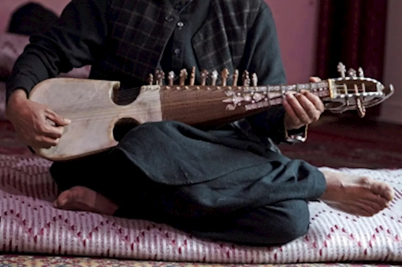 Afghan Craftsman Continues Rubab Tradition Despite Taliban Music Ban