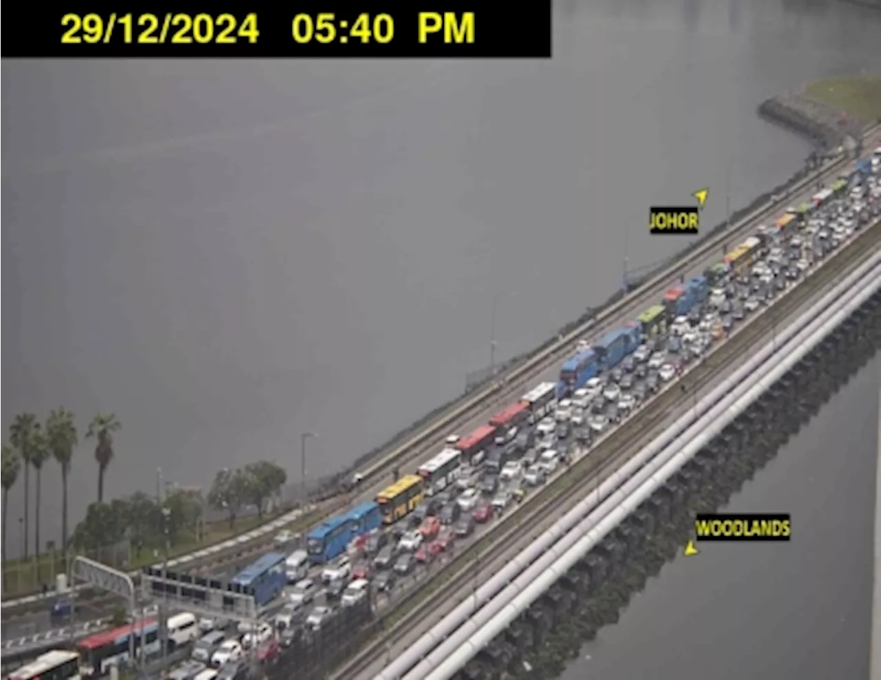 Causeway Gridlock: Hours-Long Jam Stretches from Woodlands into Johor Baru