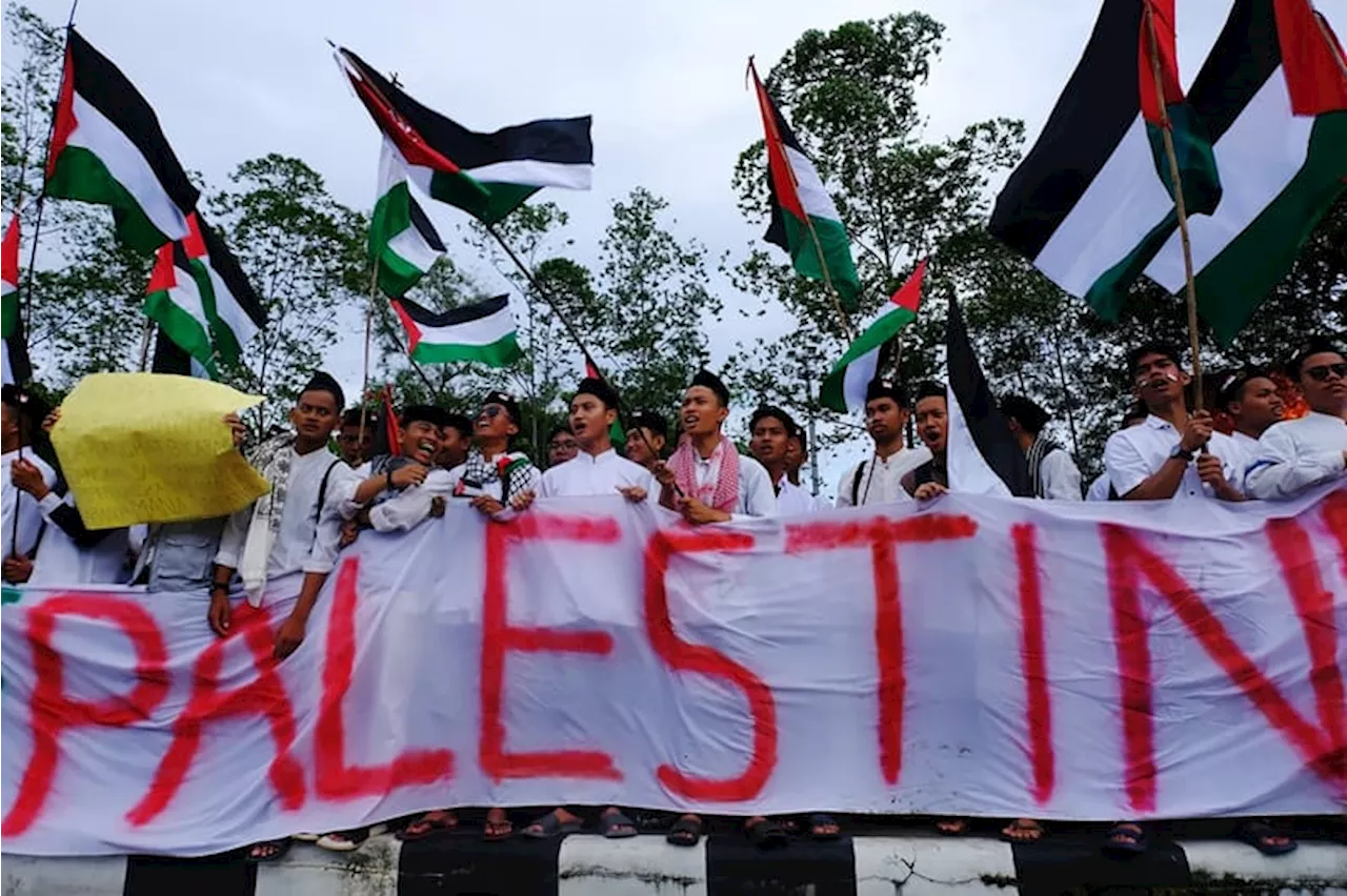 Serangan Udara Israel di Gaza Menewaskan 12 Warga Palestina