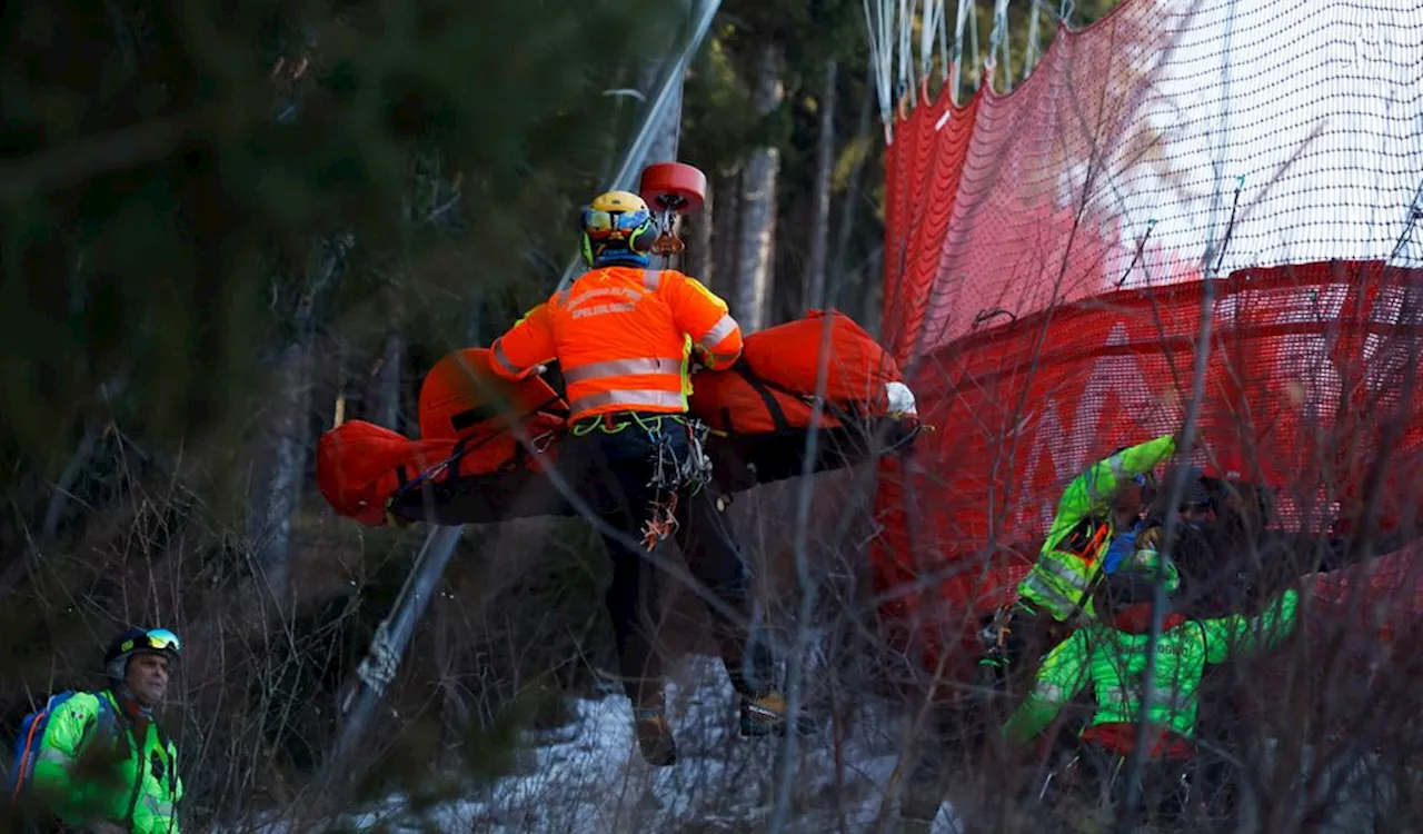 Ski-Star Sarrazin nach Sturz operiert