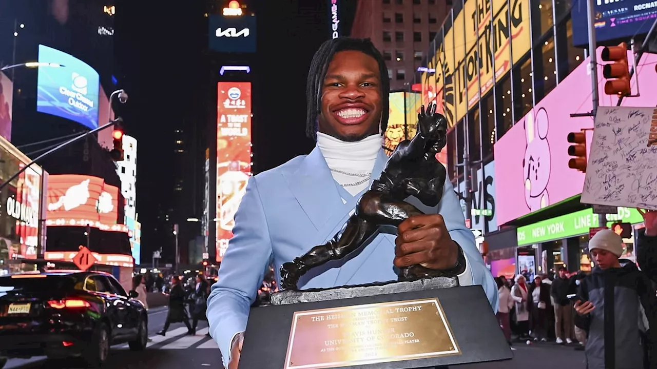 Colorado's Hunter Rocks Heisman-Inspired Cleats for Bowl Game