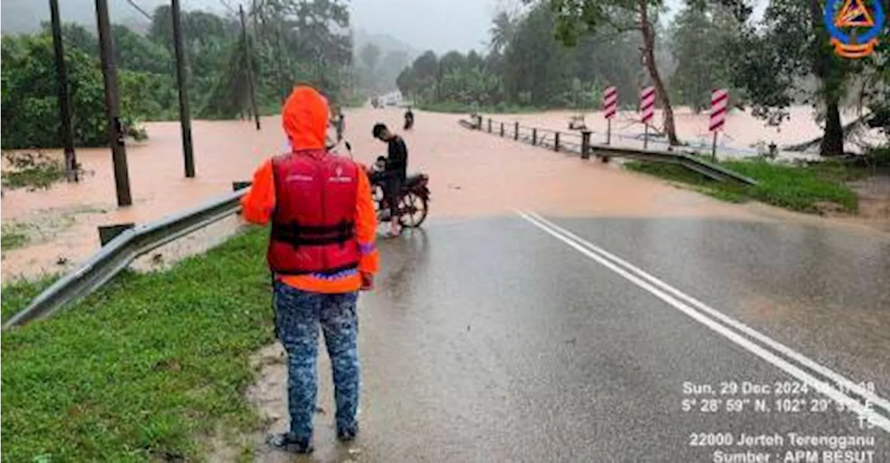 Floods Resurface in Terengganu, Two Temporary Evacuation Centers Opened