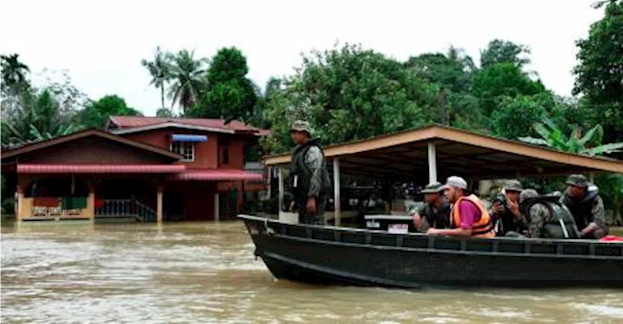 MRA Provides Flood Aid to Kampung Peta Residents Ahead of Monsoon Season