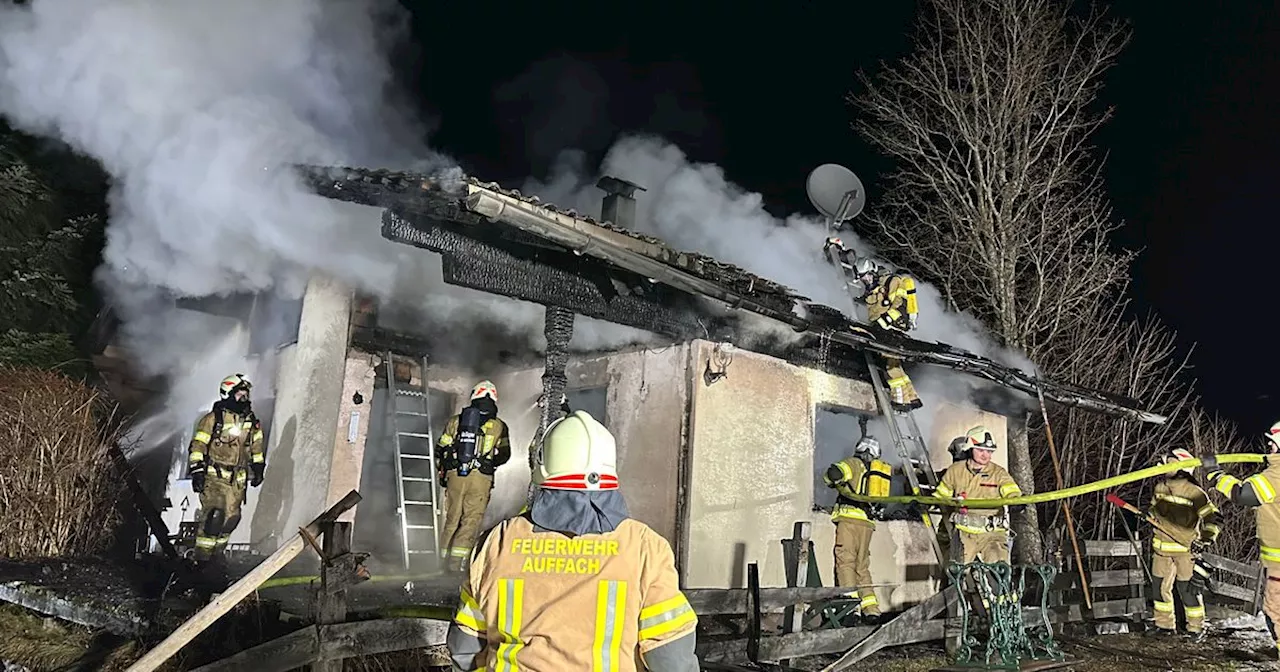 Brand zerstört Ferienhaus in Auffach