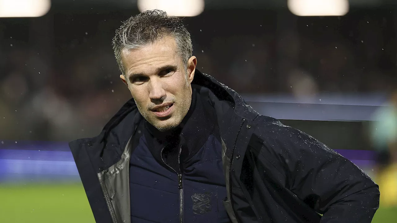 ‘Robin van Persie en sc Heerenveen willen opnieuw een speler van Feyenoord huren’