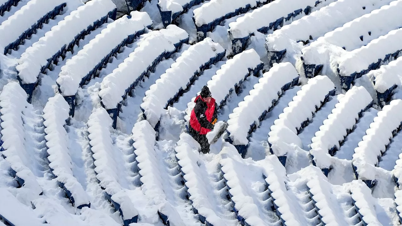 Lake effect snow slams Great Lakes, 7 states from Wisconsin to New York under snow alerts