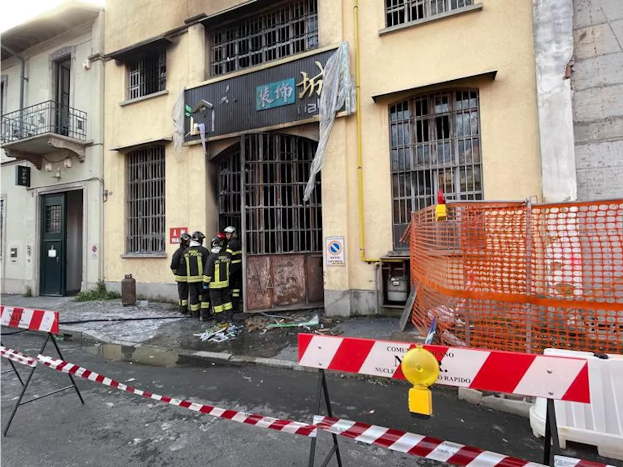 Incendio emporio cinese a Milano, arrestato il killer piromane