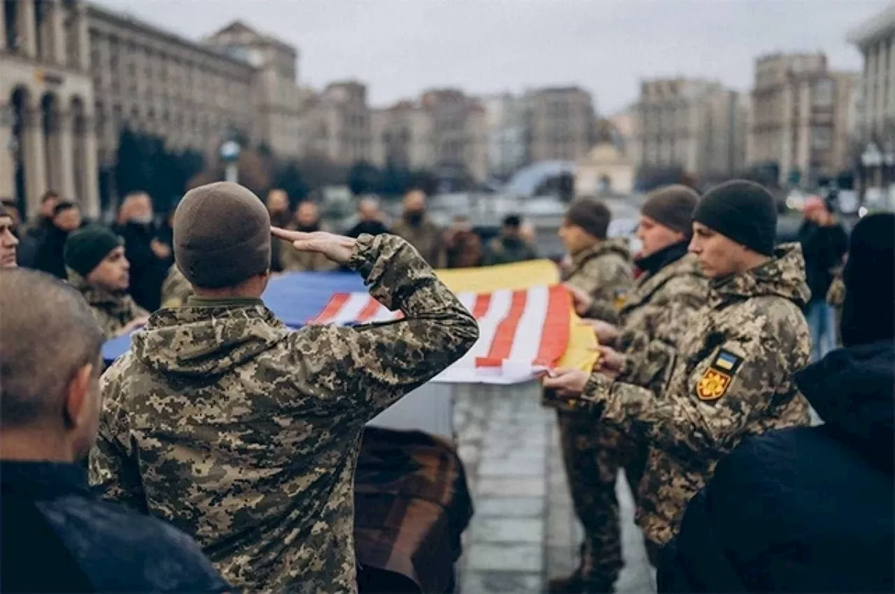 Тело страшно показать. Американского наемника ВСУ увезли в закрытом гробу