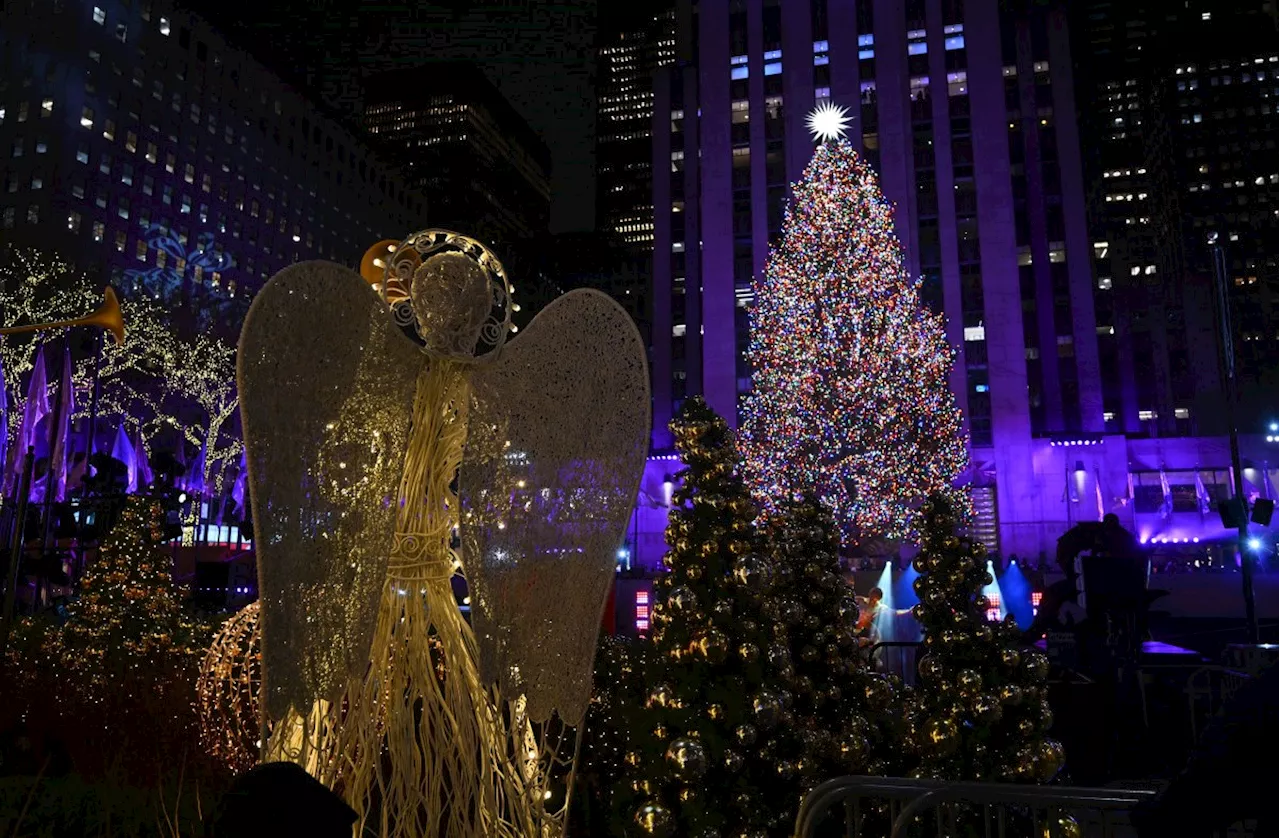 NYC street closures for the Rockefeller Center tree lighting ceremony this week