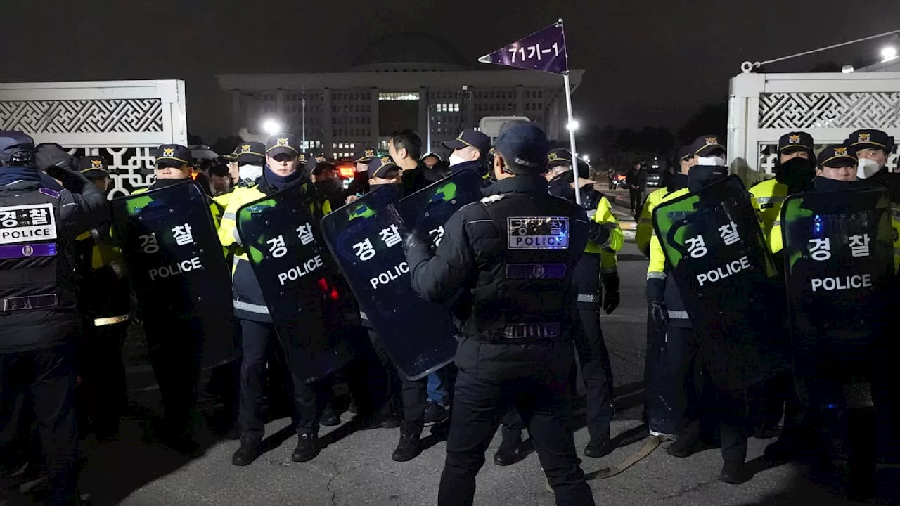 Kehrtwende in Südkorea: Parlament fordert Aufhebung des Kriegsrechts, Präsident folgt nach