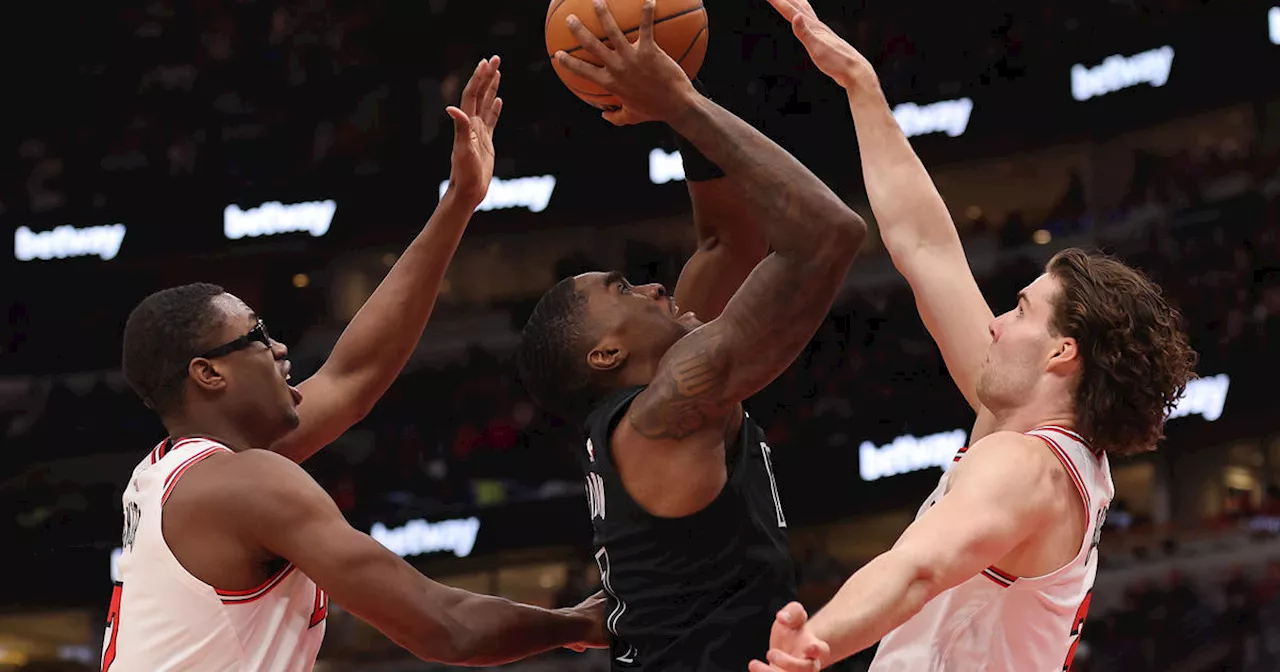 Giddey gets a triple-double as Bulls race past Nets