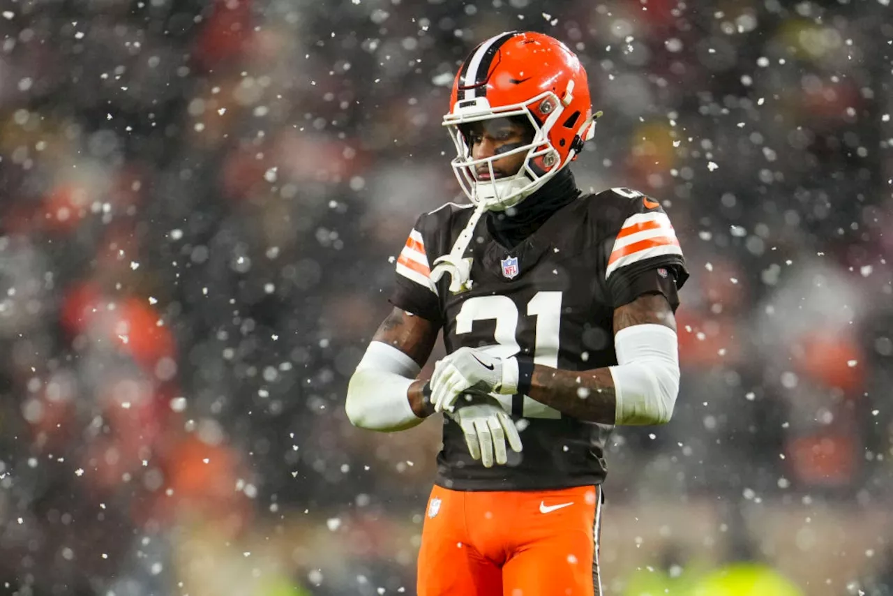 Watch Denzel Ward’s interception on a Bo Nix deep ball, leading to a Nick Chubb touchdown catch