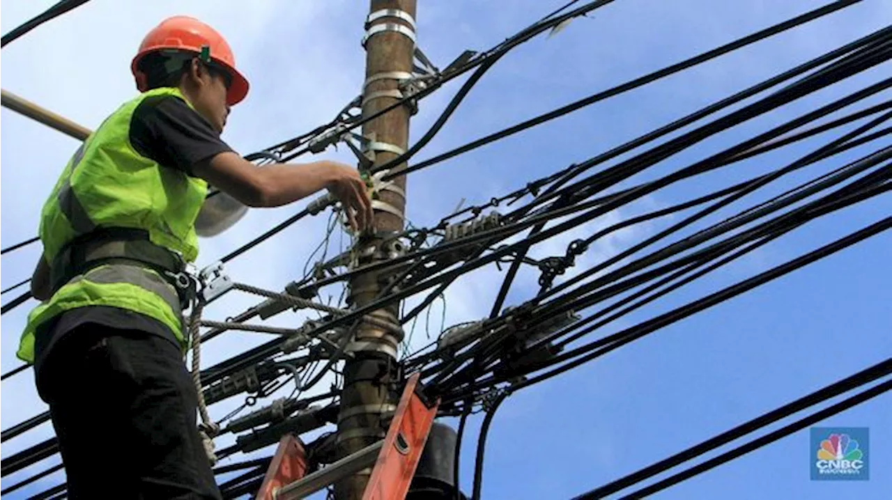 PLN Bisa Sulap 40 Juta Tiang Listrik Jadi Charger Mobil Listrik