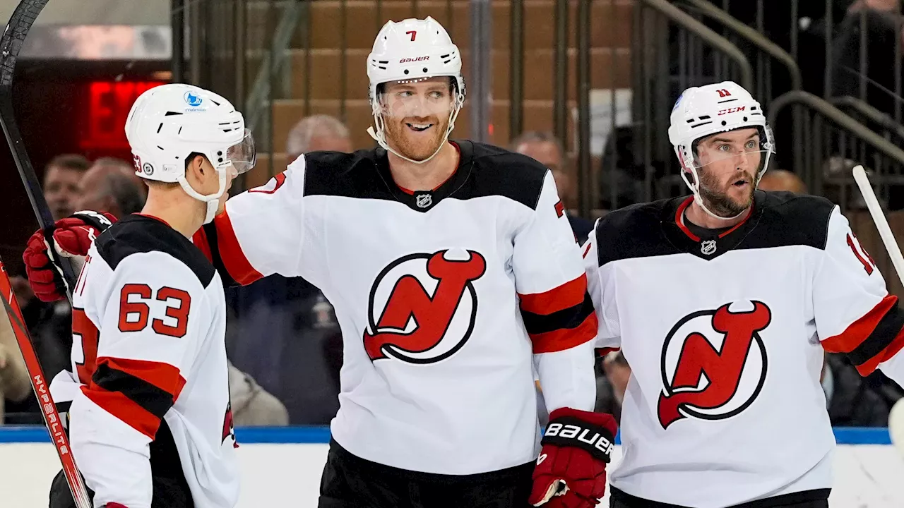 New Jersey Devils Knockar New York Rangers Med 5-1 På Sitt Territorium